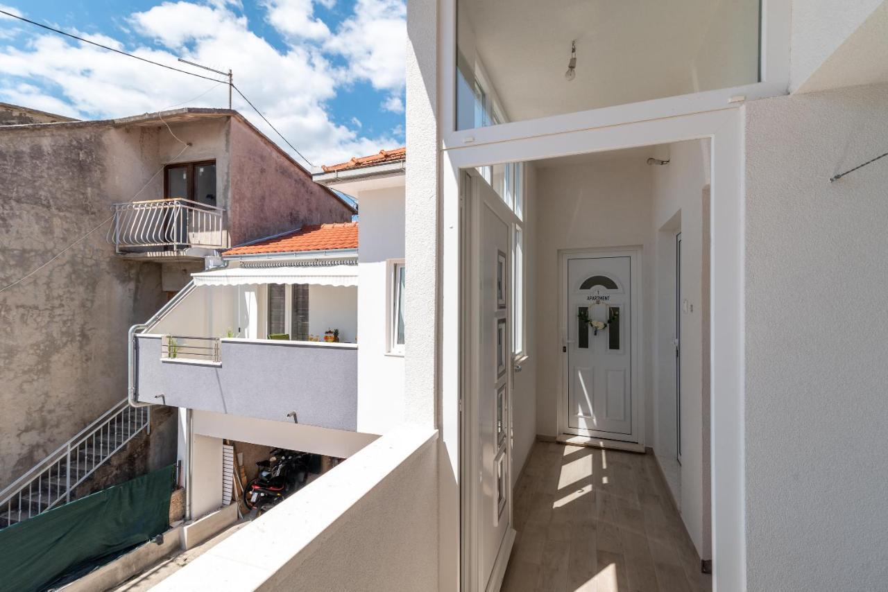 Apartment Roko Trogir Ngoại thất bức ảnh